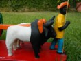 /album/casal-de-noivos-no-carro-de-boi-altura-26-cm-base-17-x-44-cm-ano-1990-/dscn2681-jpg/